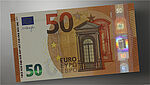 Image of New 50 Euro Banknote with a KINEGRAM REVIEW® Feature